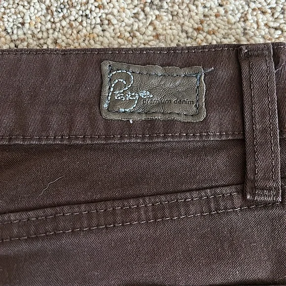 Paige NWT Chocolate Brown Verdugo Denim Jeggings Pants **Size 24** 🌸🌸 - Picture 6 of 6